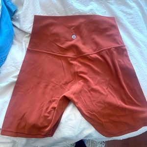 Womens align 6 inch short in rust